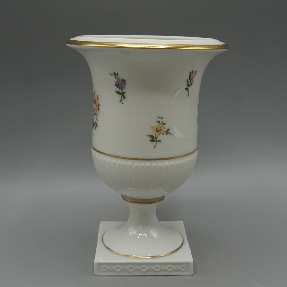 Fürstenberg Germany Porcelain Campana Urn Vase Scattered Flowers Gilt Trim